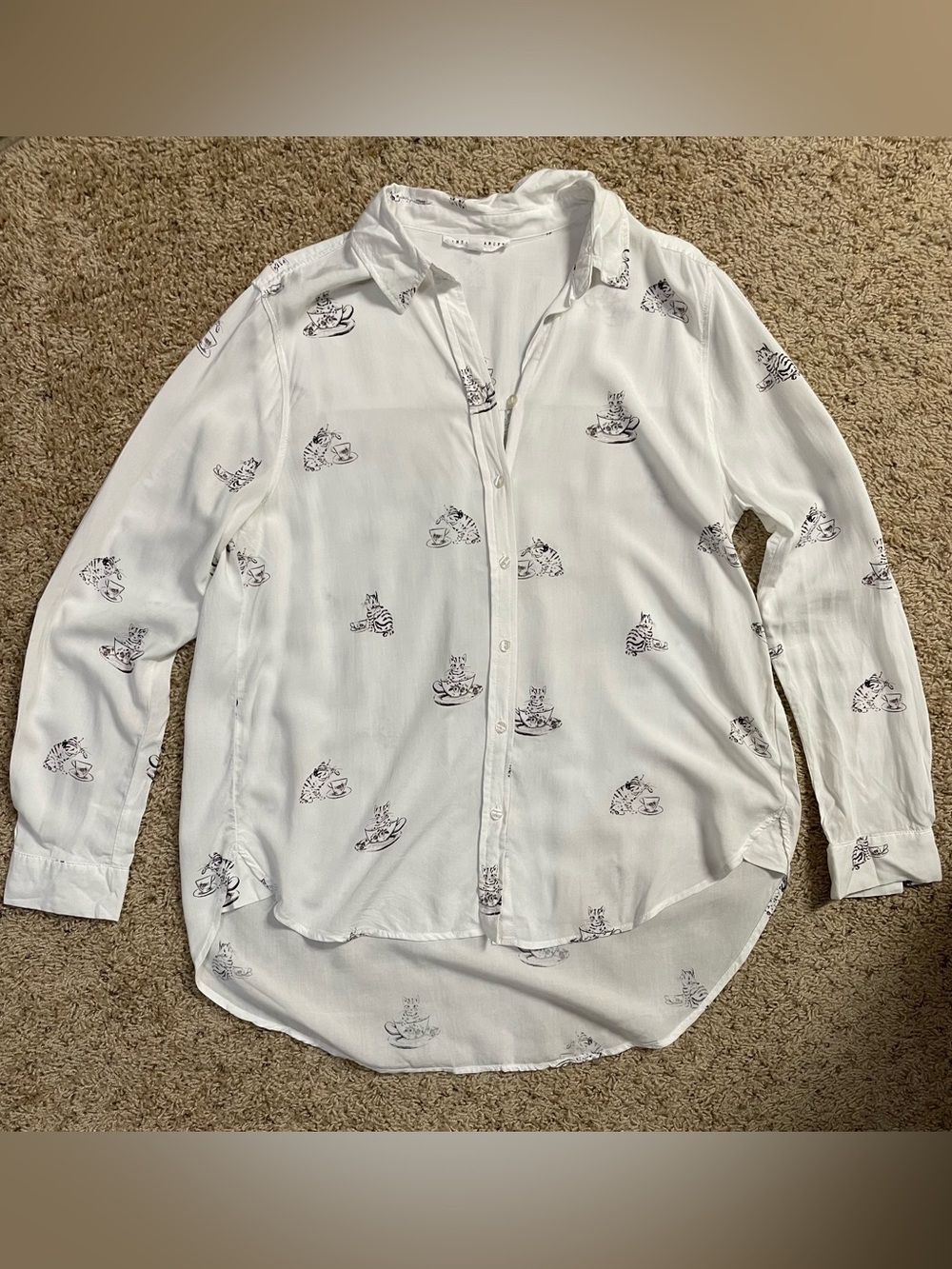 Jane and Delancey kitty cat button down long sleeved blouse, size M